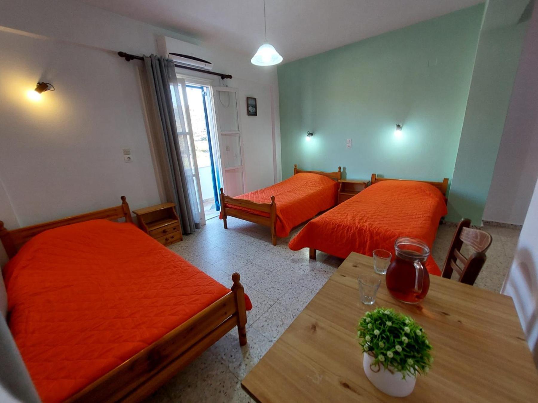 Hotel Koukos à Agia Theodoti Extérieur photo