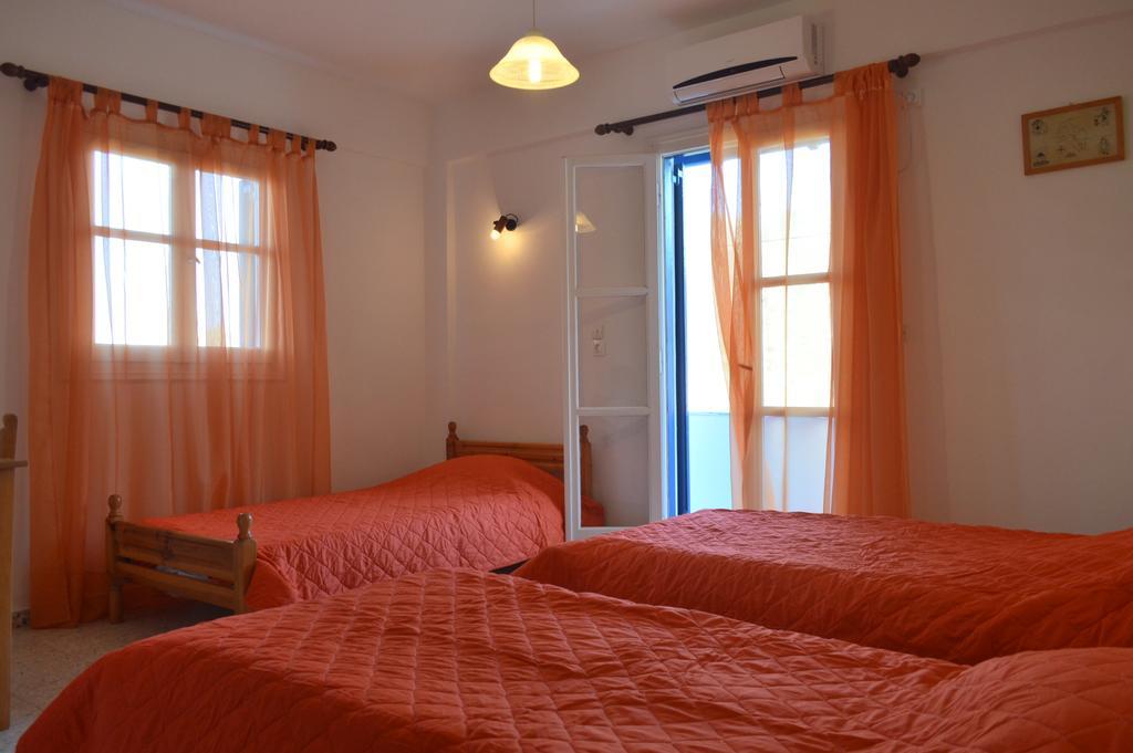 Hotel Koukos à Agia Theodoti Extérieur photo