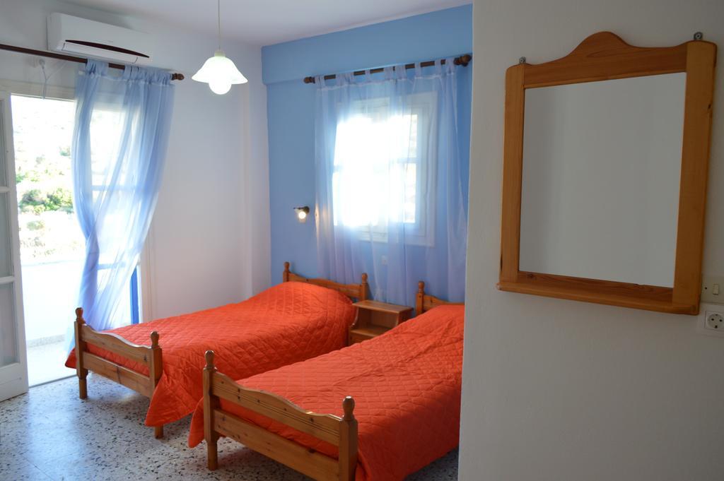 Hotel Koukos à Agia Theodoti Extérieur photo